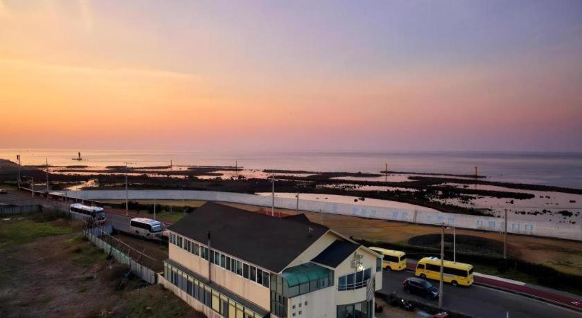 Odri Inn Jeju Bagian luar foto